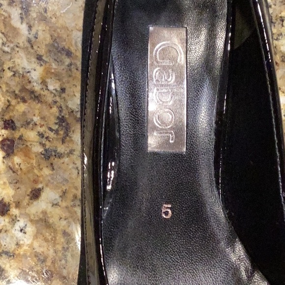 Gabor suede leather with patent leather trim kitten heel - Picture 4 of 6